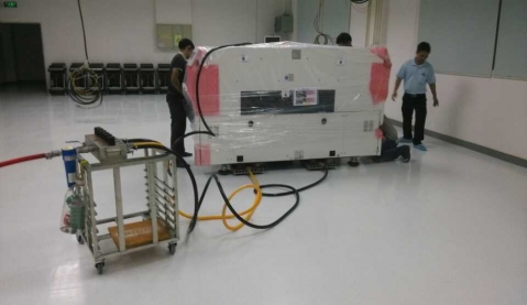 悬浮搬运科技秀：揭秘气垫搬运车如何‘凌波微步’