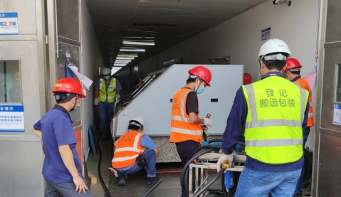 气垫车搬运超重精密设备轻松搞定搬动工作